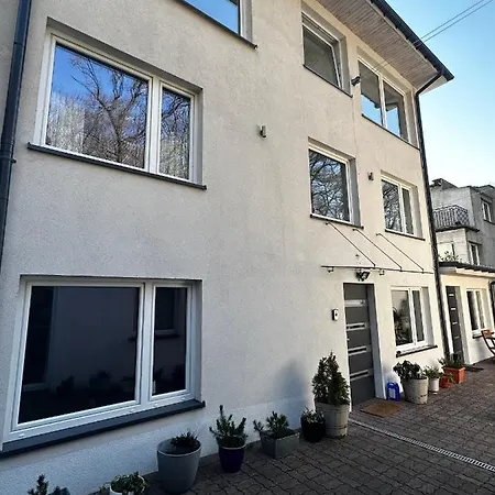 Jagoda Alojamento de Acomodação e Pequeno-almoço Miedzyzdroje