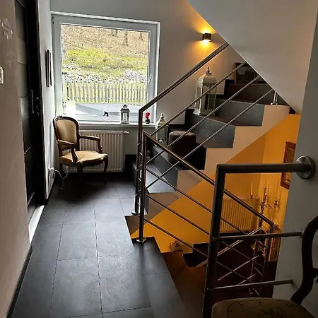 Jagoda Nocleg ze śniadaniem 3*