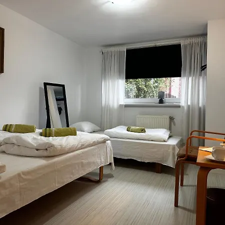 Nocleg ze śniadaniem Jagoda 3*